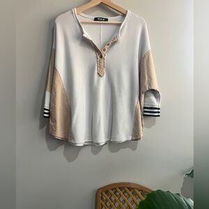 Oversized Baseball Raglan Tee Size Medium Boutique